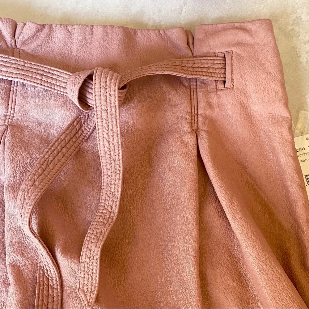 SOLD ON DEPOP - Picture 5 of 10